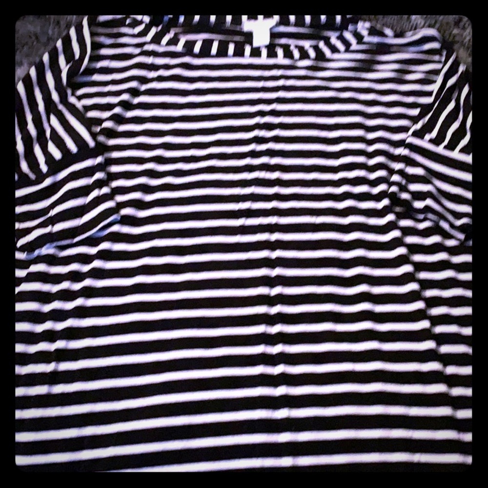 Boat neck collar striped shirt